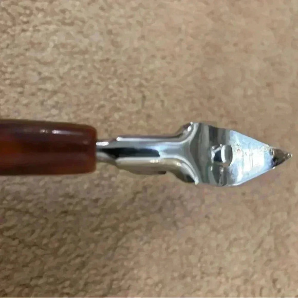 Vintage Marbleized Bakelite Bottle Opener - Picture 4 of 10